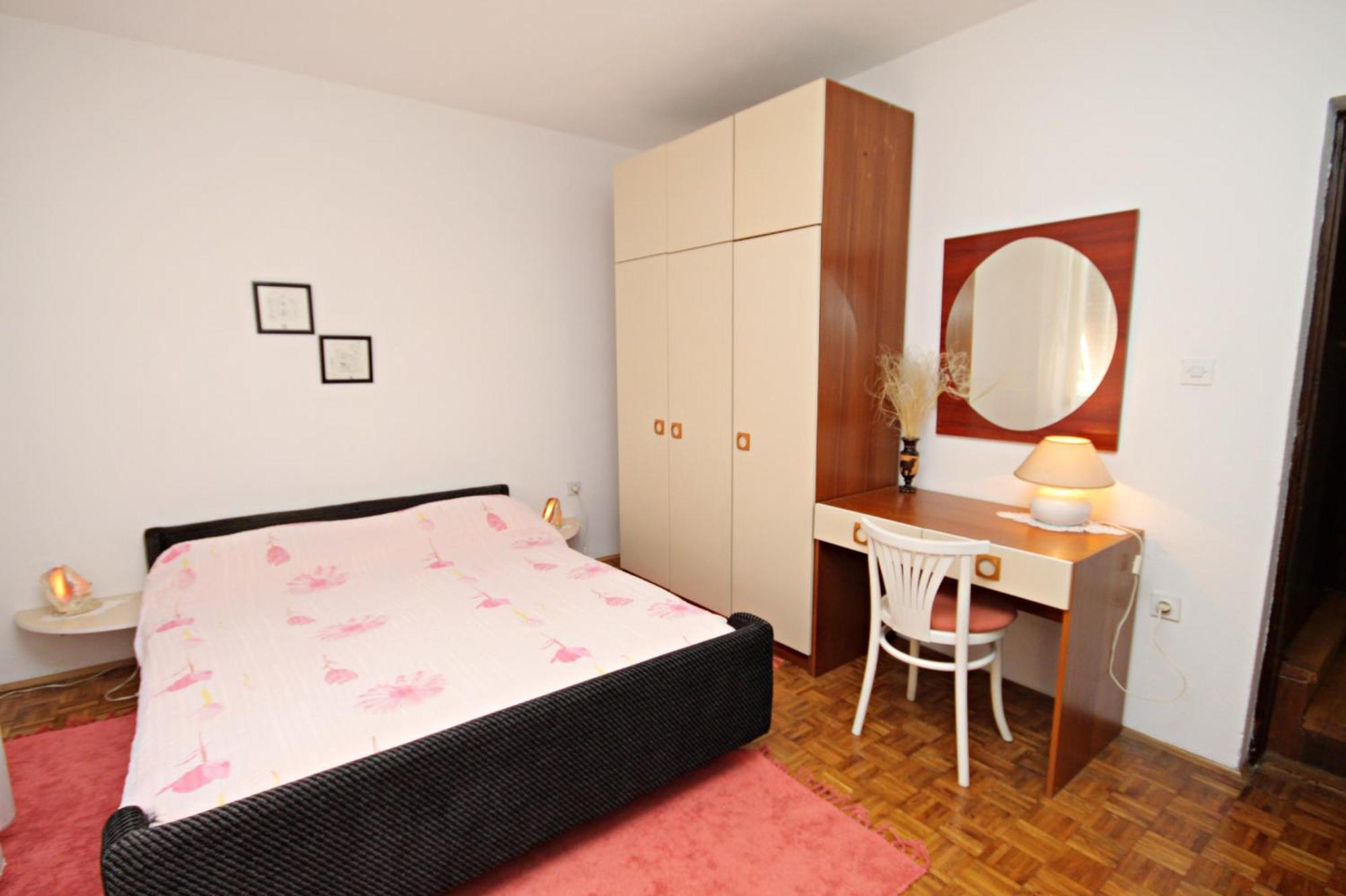 Apartments By The Sea Novi Vinodolski - 5558 部屋 写真